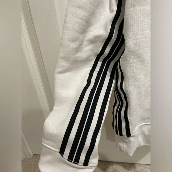 Black and White Athleta Crew - Picture 3 of 7